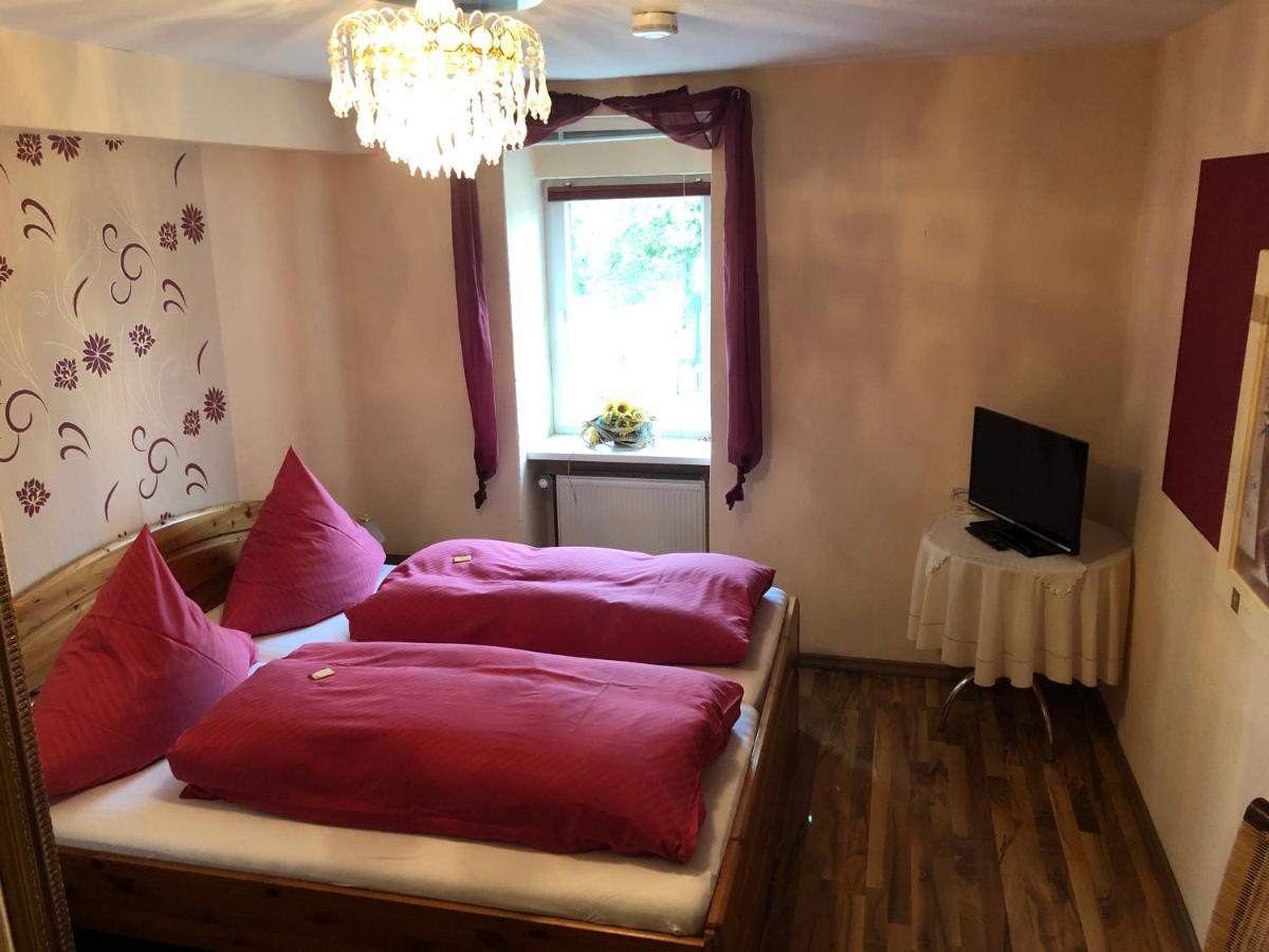Hotel - Restaurant - Deutsches Haus Neuhutte Zewnętrze zdjęcie